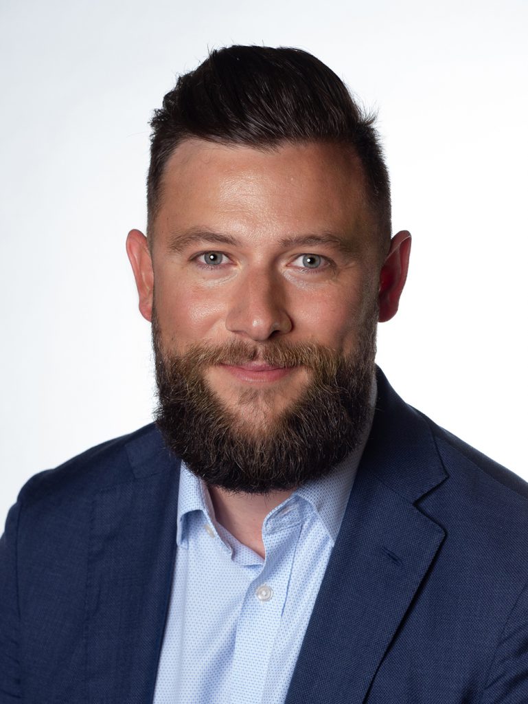 #BNICHANGELESVIES – 35ème Anniversaire de BNI : Benjamin souffle ses ...