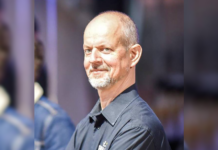 « Face au constat de la méconnaissance du monde de l’entreprise par le monde étudiant, je ne pouvais rester juste spectateur ! »